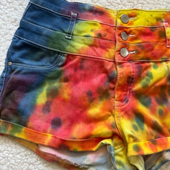 tie dye shorts - Picture 3 of 6